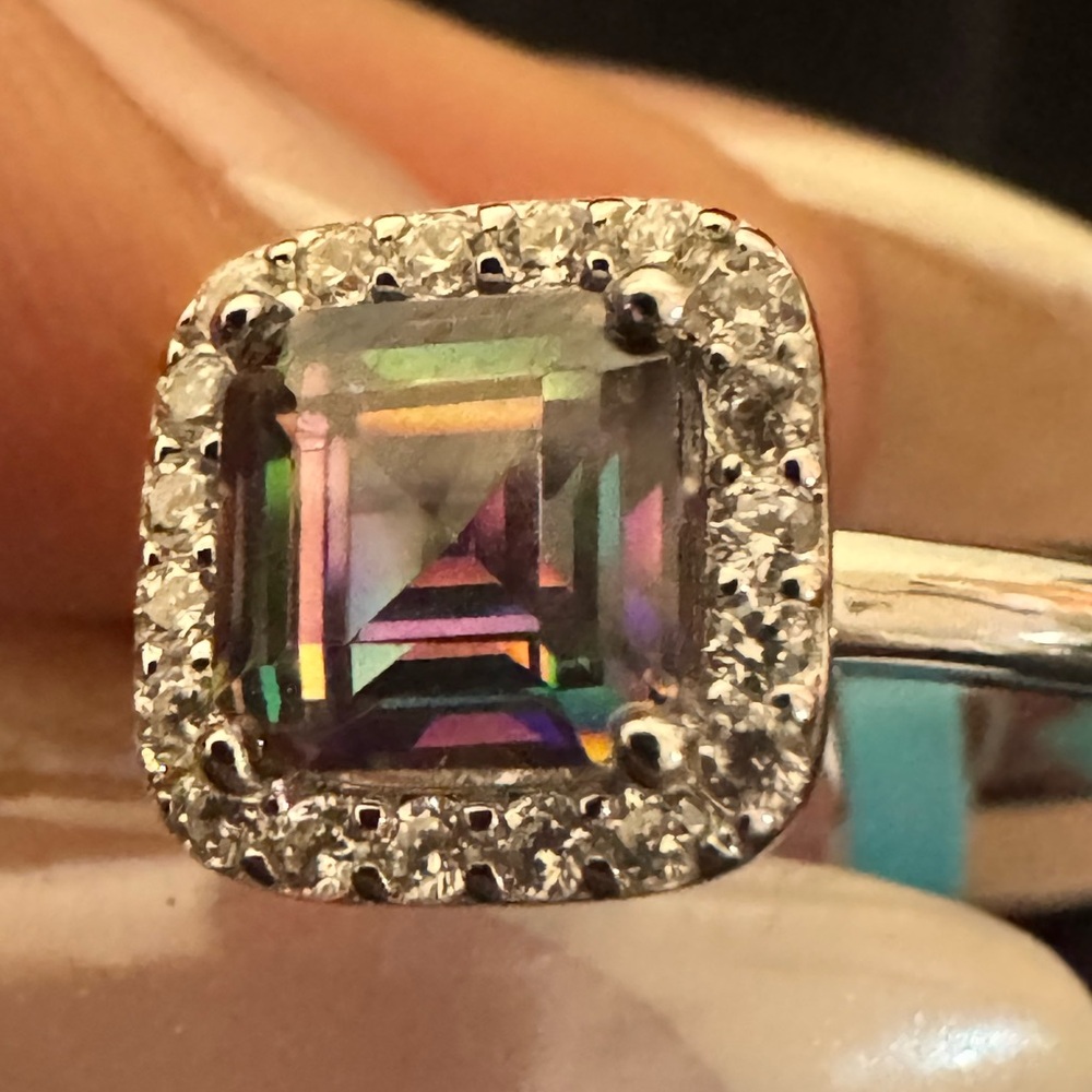 💎NWT Square Mystic Topaz Center w/ CZ Halo Ring - 925 Silver - Size 6